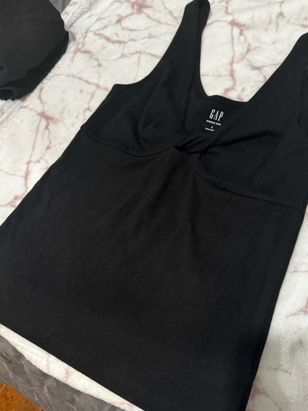 GAP Black Twist-Front Camisole Tank